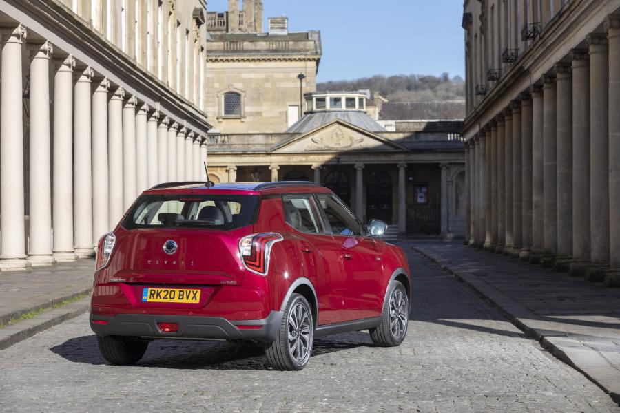  SsangYong Tivoli Ultimate 2020 года  (UK) (фото 24 из 63)